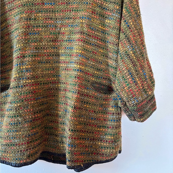 Beyond Capri Made In Italy One Size Poncho Style Top - Picture 2 of 10